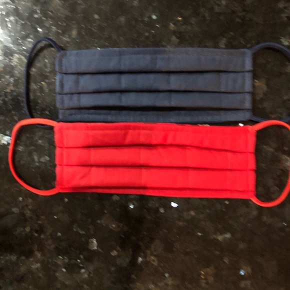 Mickey and Minnie Mouse Face Masks - Picture 4 of 7